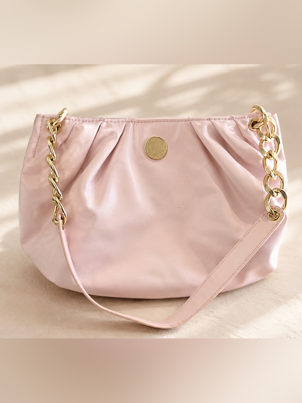 Kendall and Kylie pink purse
